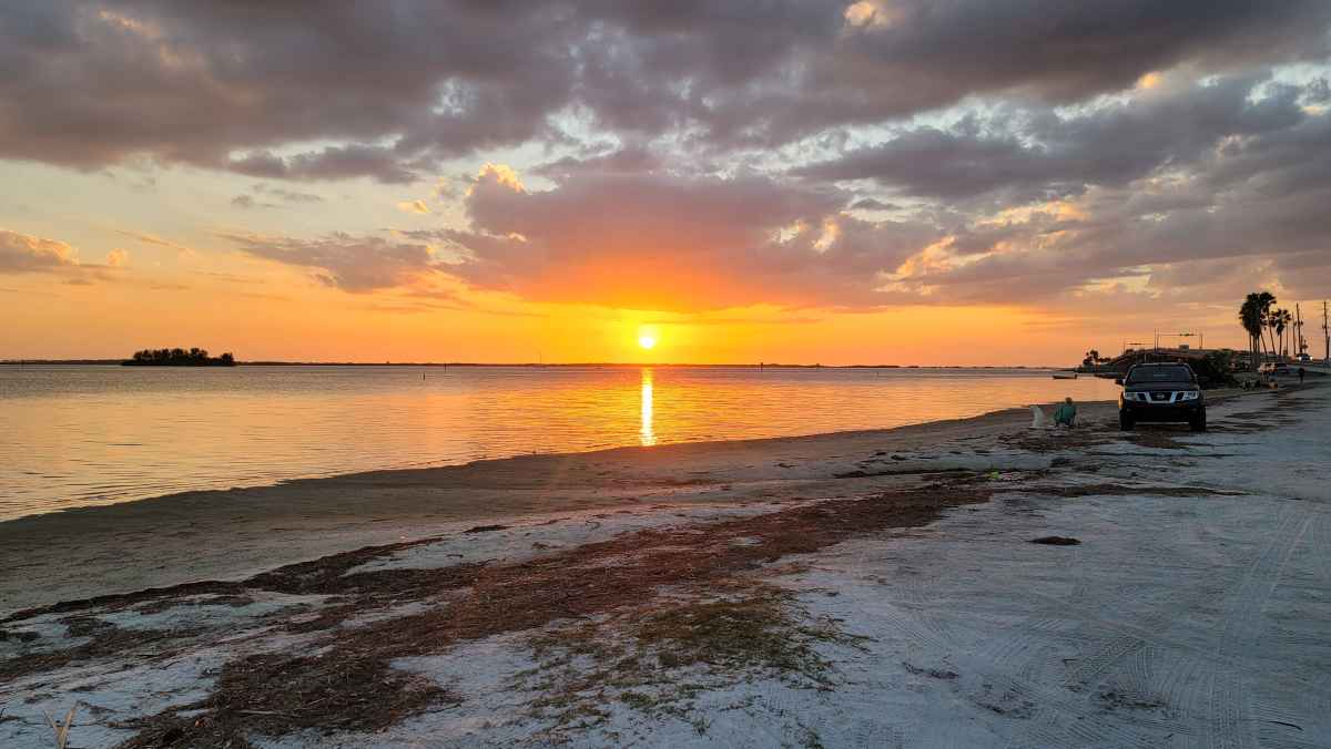 Lets Explore Honeymoon Island Together